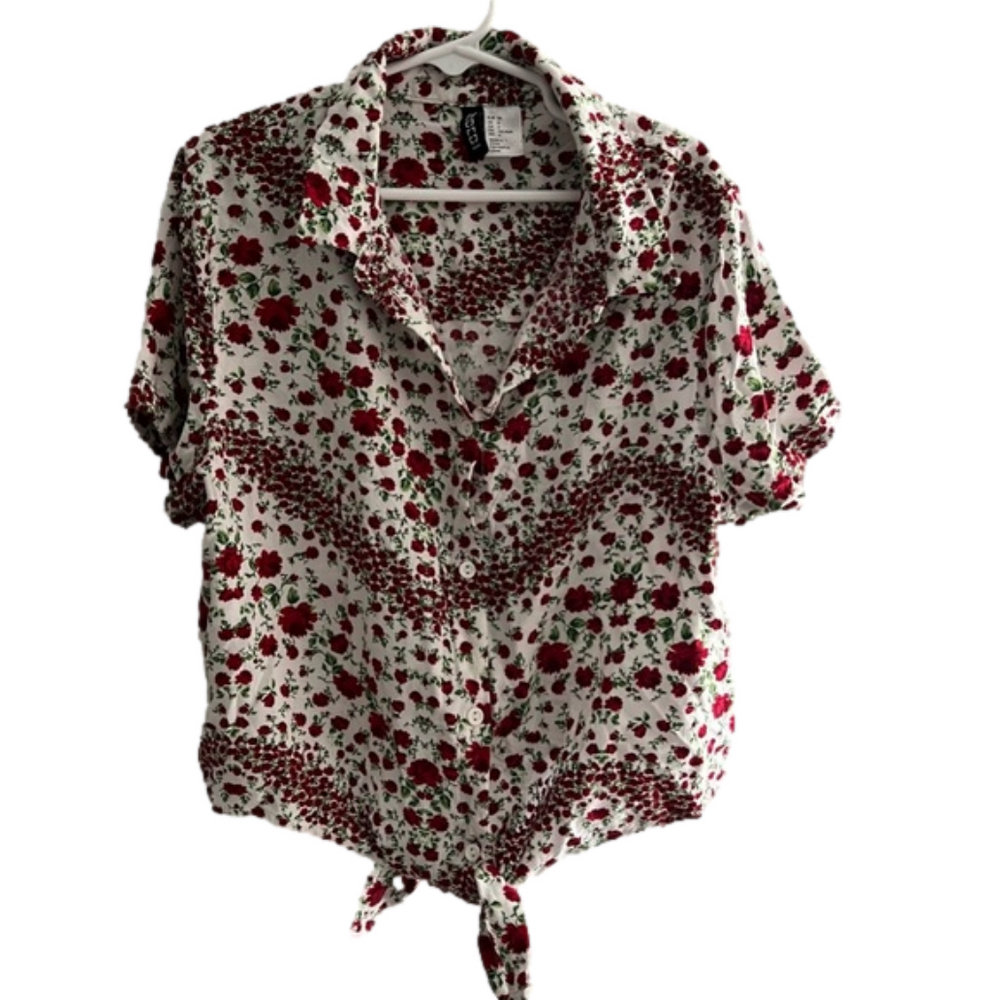 💙4 x $20💙 Divided blouse size 6